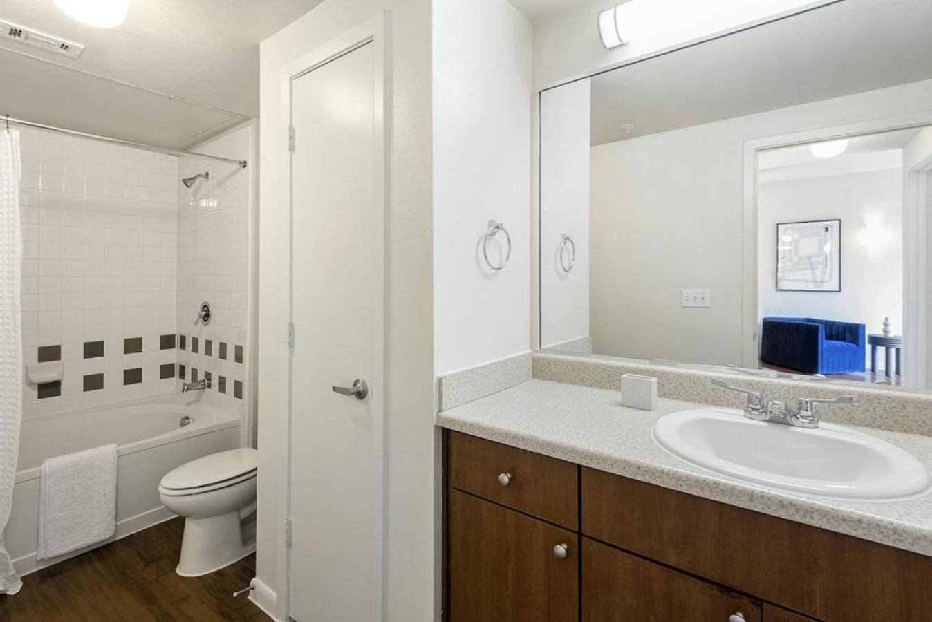 Landing At The Mason At Six Mile Creek - 2 Bedrooms In Indian Trail