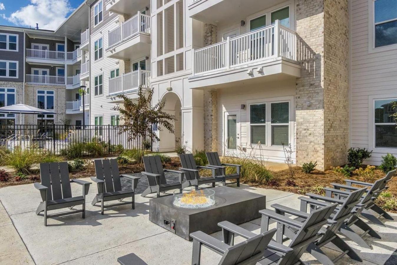Apartment Landing At The Mason At Six Mile Creek - 2 Bedrooms In Indian Trail *